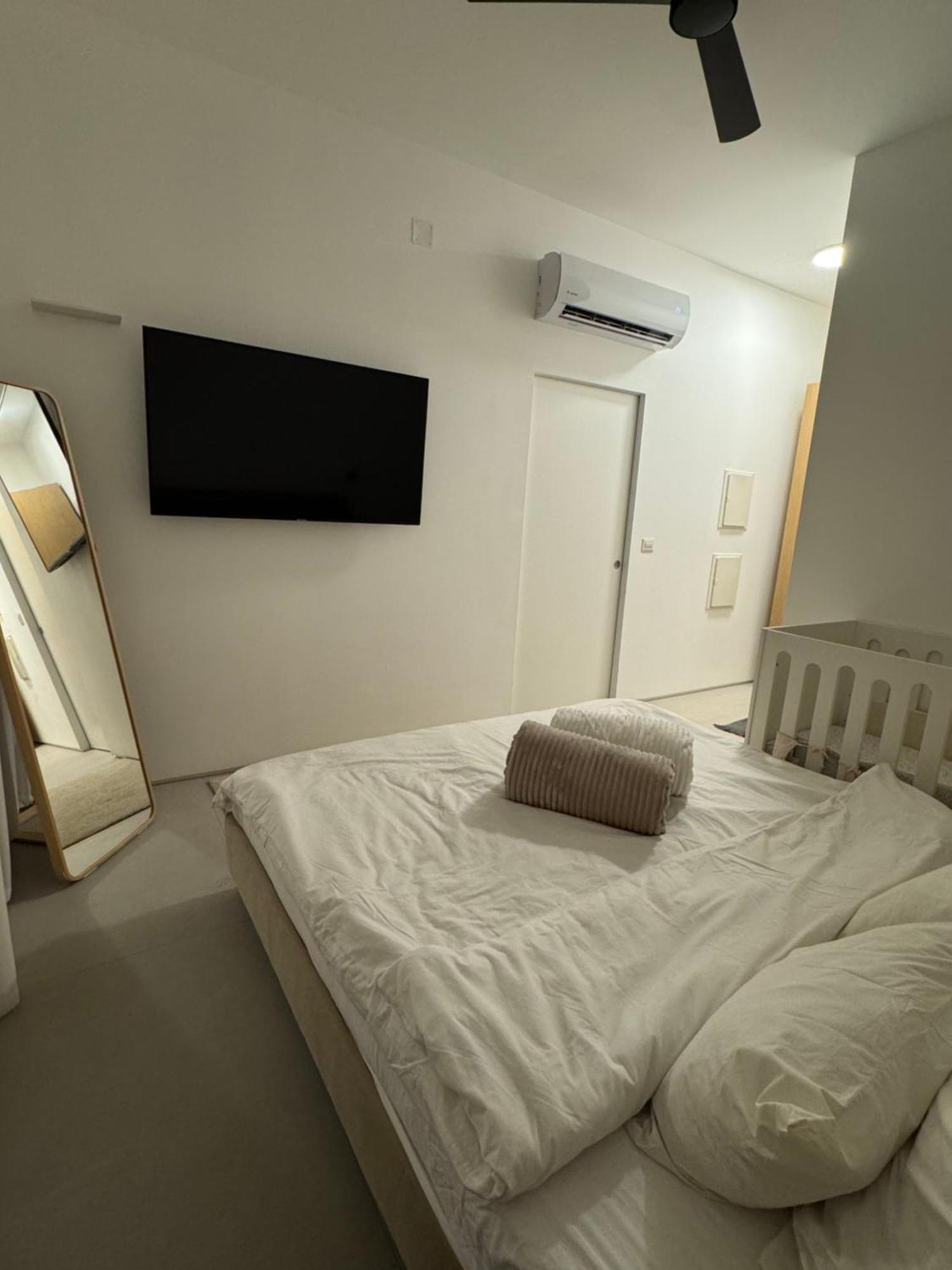 סוויטה פרטית ברמת צבי Hotel Екстериор снимка